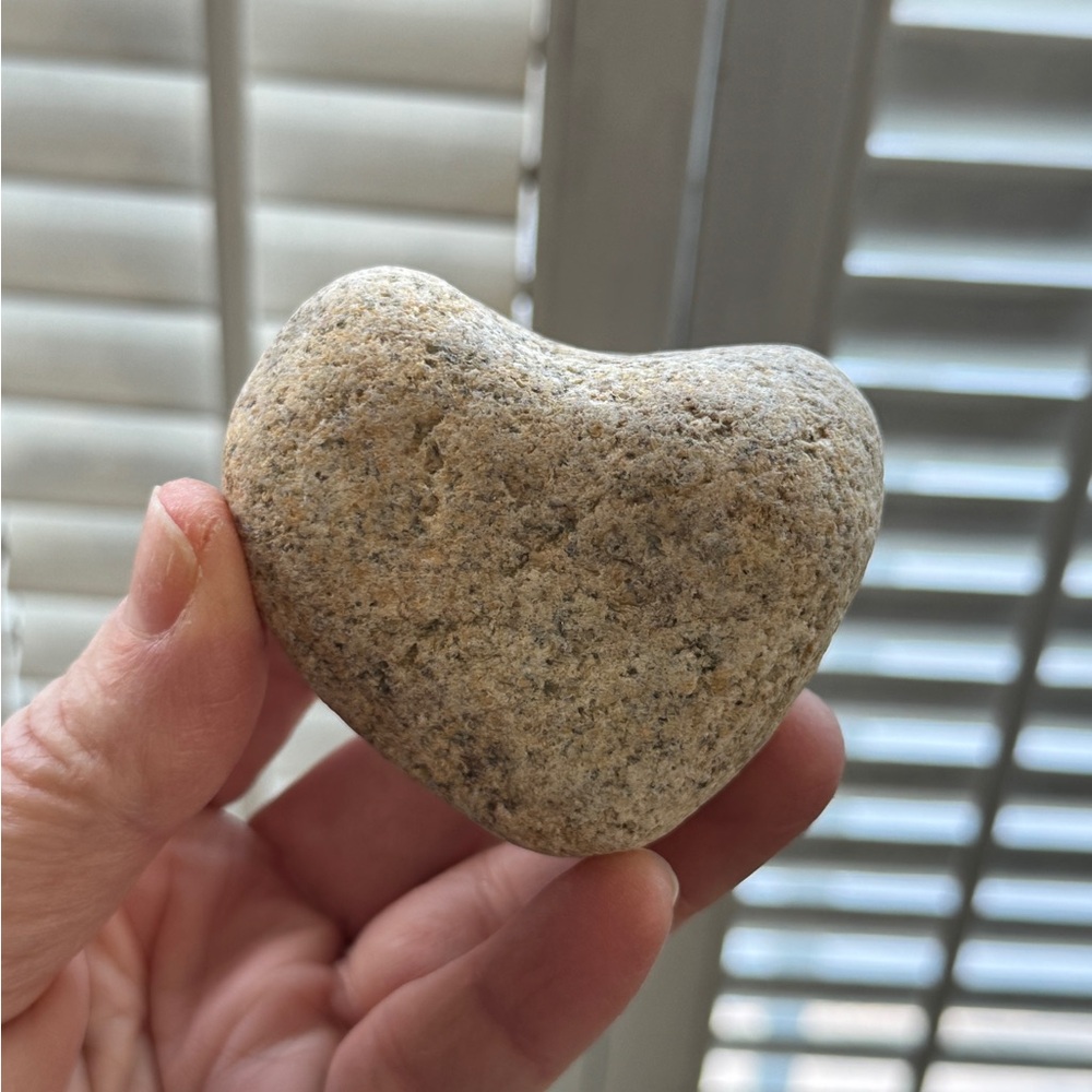 Set of 10 Heart Rocks